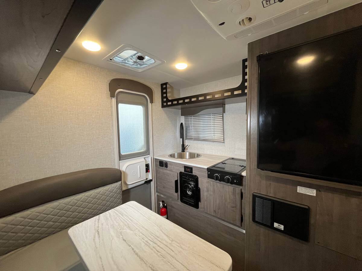 Squire SQ605