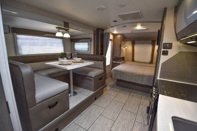 Gallery Lance 1995 Travel Trailer The 1685's bigger brother